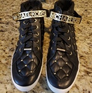 NWOB Sz 8 Michael Kors Shoes